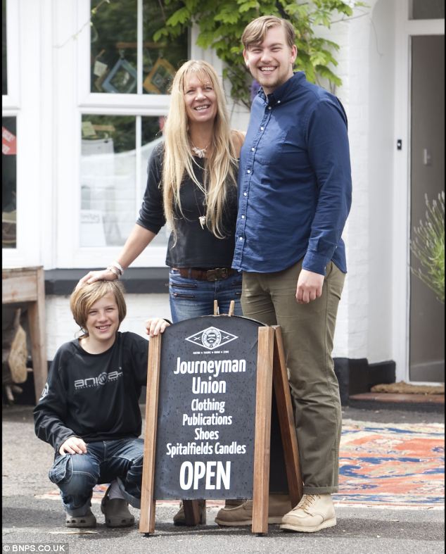 Ӣ���Ӽ��п���װ�괴ҵ����ɹ�