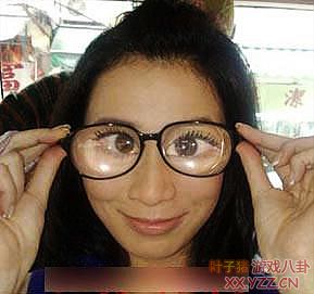 ͼ������ҲҪװ�۵Ĵ���Ů��