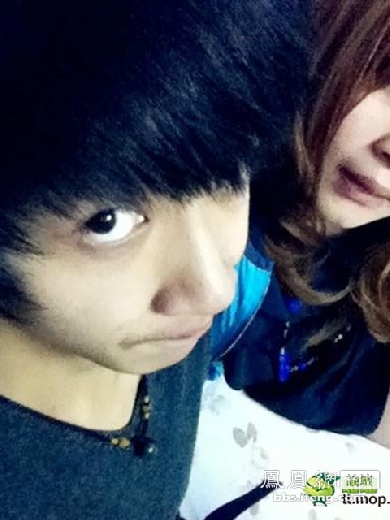 ���Ͼ���90��Ů�������Ÿ���